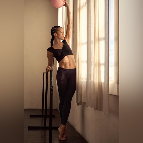 ✨NWOT Free People Movement Good Karma High Waist 7/8 Leggings in Washed Black - Picture 4 of 10